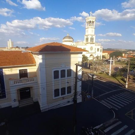 Alpha Ville Hotel Assis Esterno foto