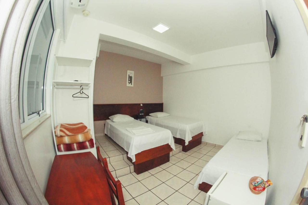 Alpha Ville Hotel Assis Esterno foto