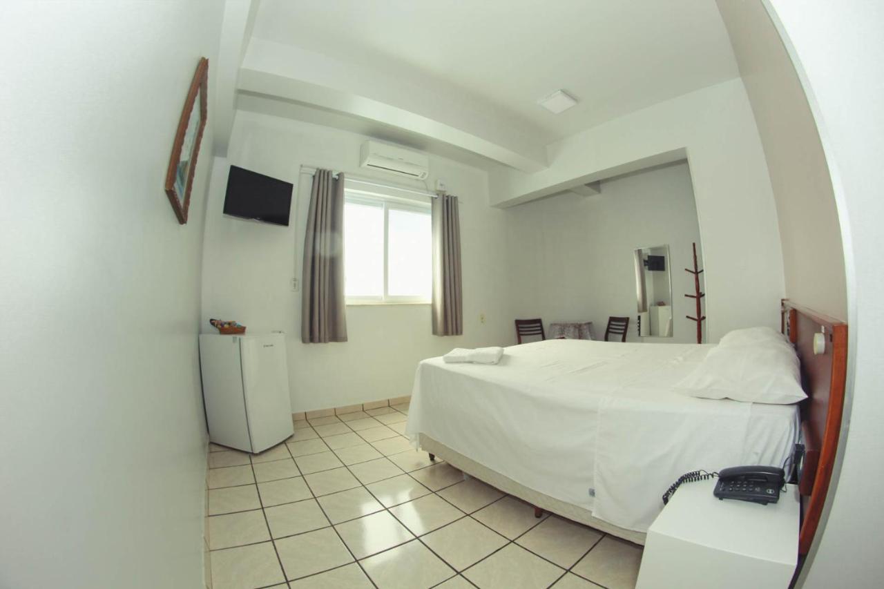 Alpha Ville Hotel Assis Esterno foto